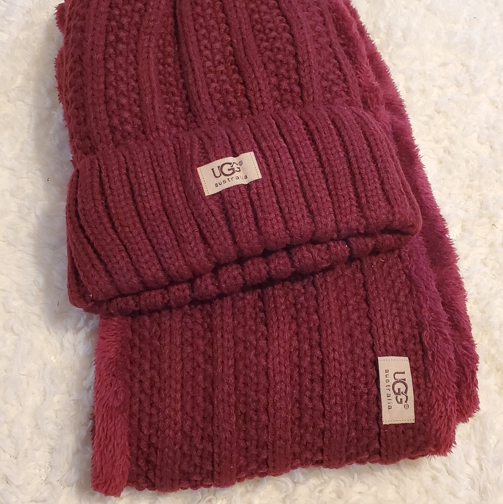 Hat and scarf set
